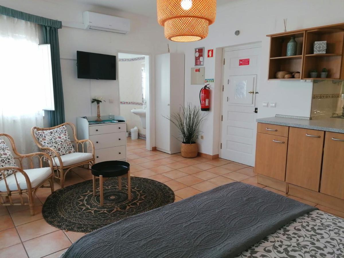 Apartamento Estudio Pinhalmar Вила Нова де Милфонтеш Екстериор снимка